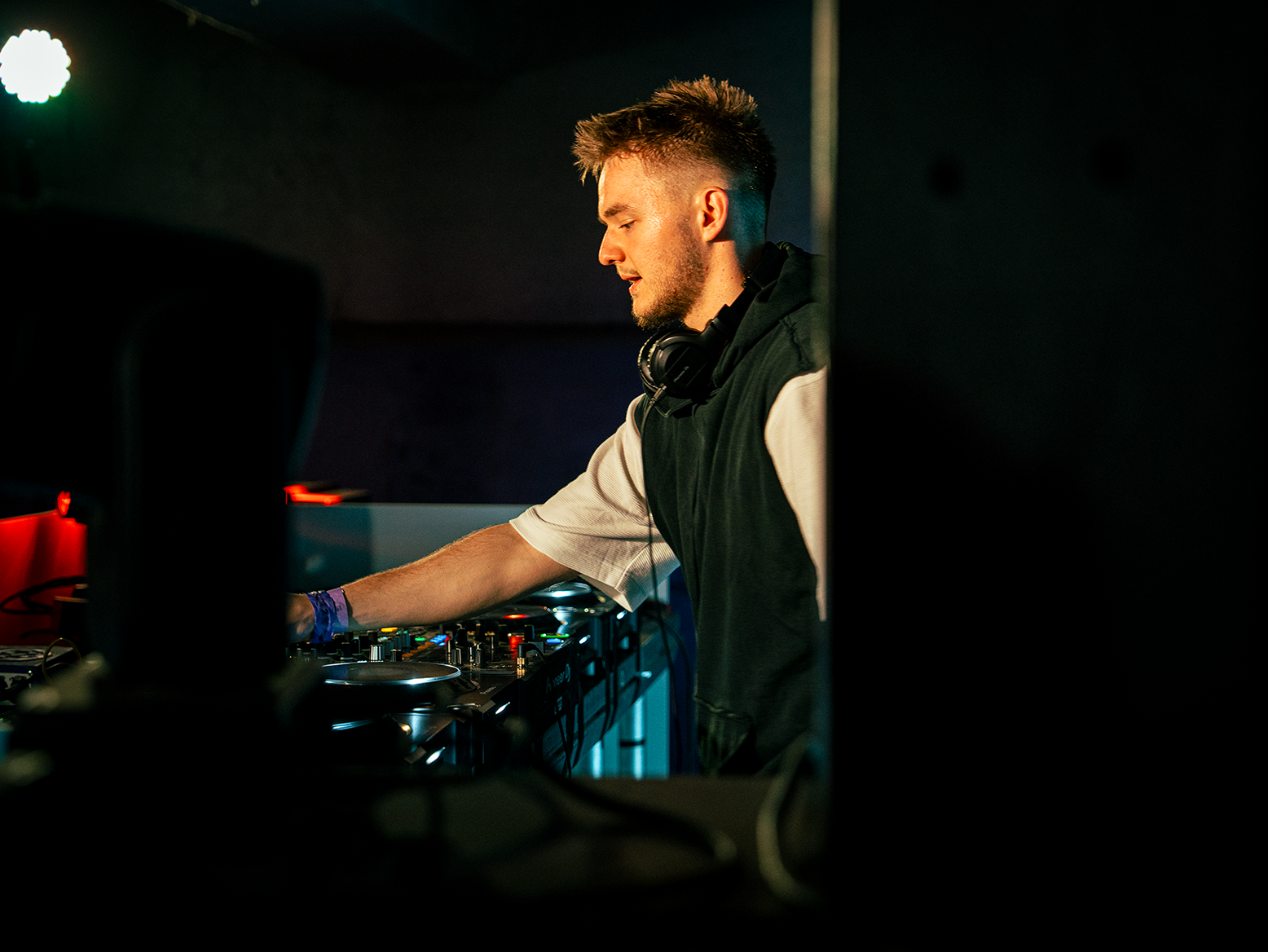 DJ Wynter